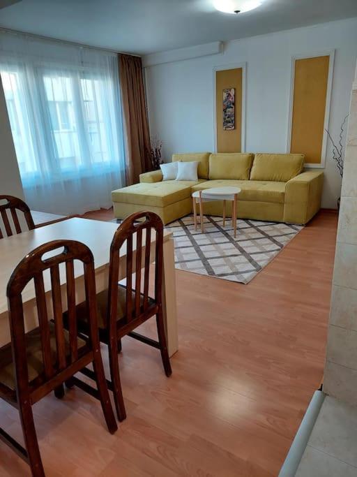 Doris' 1 Bedroom Apartment Sofia Buitenkant foto